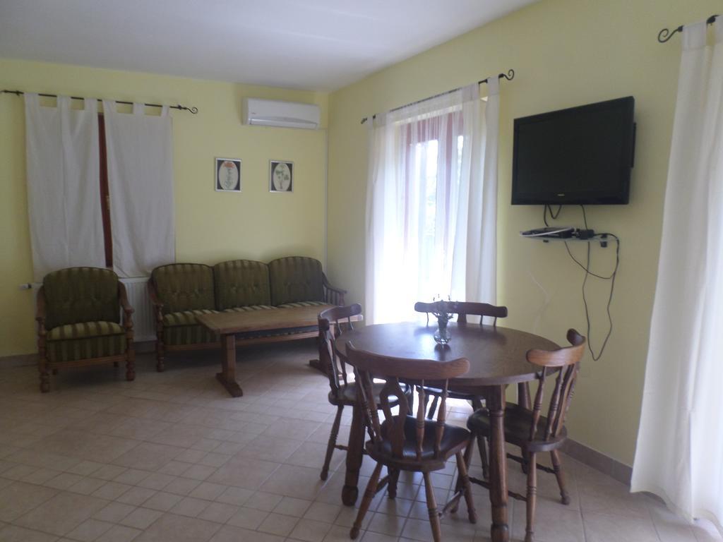 Apartment Jana Štinjan Εξωτερικό φωτογραφία